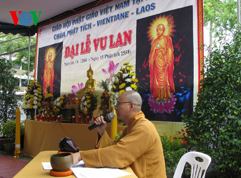 Vietnamese community in Laos organizes the Buddhist Parents’ Day festival